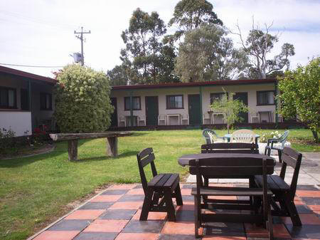 Tingle All Over - Youth Hostels Of Australia - Accommodation Directory 4