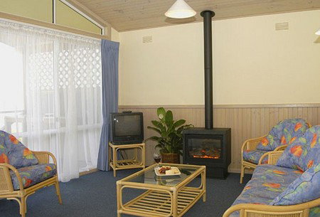 Berrara Beach Holiday Chalets - Accommodation Directory 1