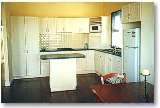 Esperance Beach House Esplanade Apartments - Accommodation Directory 3