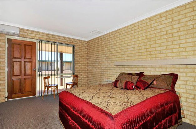  Accommodation Directory