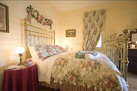 Aunty Lils Heritage Cottages - Accommodation Directory 4