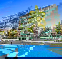Akama Resort