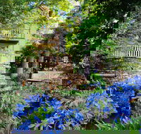 Aldgate Creek Cottage Bed  Breakfast - Accommodation Directory