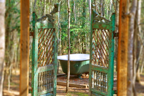 Billabong Moon - Accommodation Directory 2