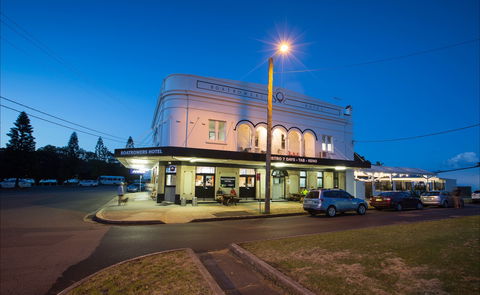 Boatrowers Hotel - Accommodation Directory 1