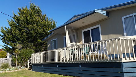 Carmen's Inn - Accommodation Directory 0