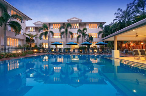 Cayman Villas Port Douglas - Accommodation Directory 0
