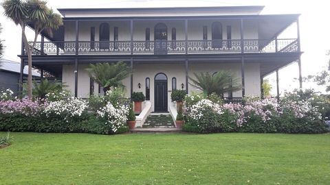 Colhurst House - Accommodation Directory 2