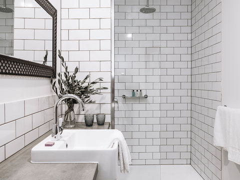 Farmers Arms Hotel Daylesford - Accommodation Directory 1
