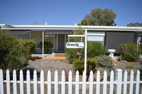 Homely Cottage - Accommodation Directory 1