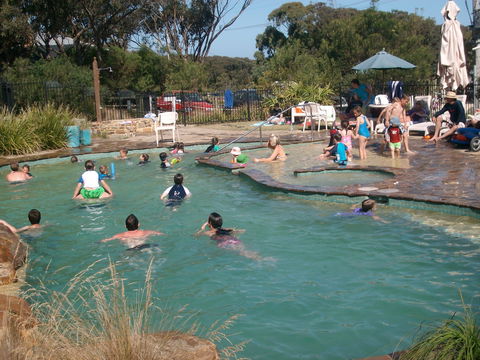 Lakes Beachfront Holiday Park - Accommodation Directory 1