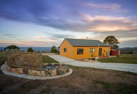 Majestic View Cottages - Accommodation Directory 0