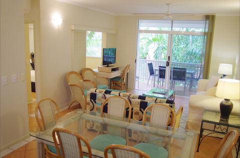 Palm Cove Tropic Apartments - Accommodation Directory 2