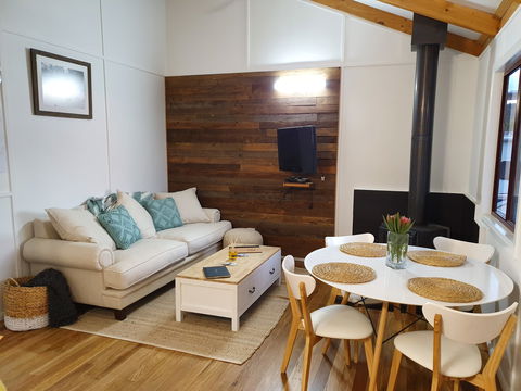 R And R On The Ravine - Accommodation Directory 0