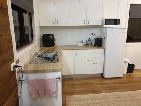 R And R On The Ravine - Accommodation Directory 2