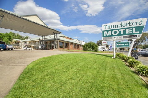 Thunderbird Motel - Accommodation Directory 0