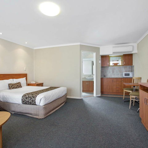 Thunderbird Motel - Accommodation Directory 1