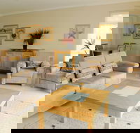 Why Not Waterfront Unit 1 - Accommodation Directory