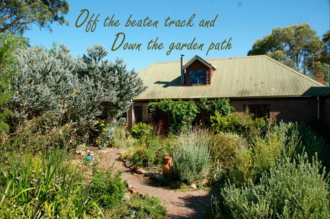 Wind Song Bed And Breakfast - Accommodation Directory 0