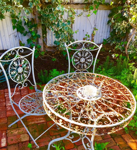 3 Divas Accommodation - The Moscato Cottage - Accommodation Directory 2
