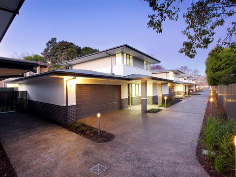 Abode Apartments Albury - Accommodation Directory 1