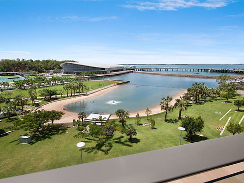 Akuna Waterfront - Accommodation Directory 0