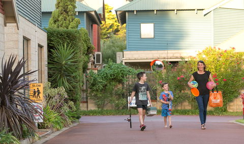 Amalfi Resort  Busselton - Accommodation Directory 0