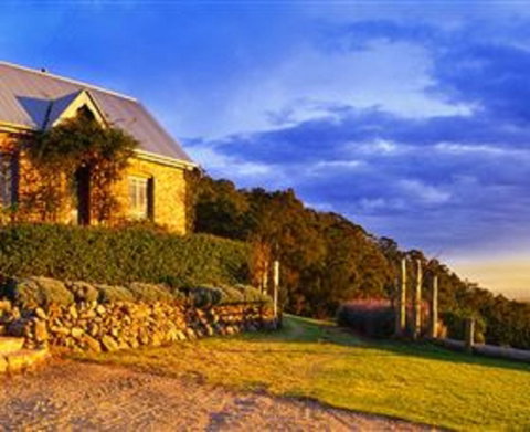 Amelies - Accommodation Directory 0