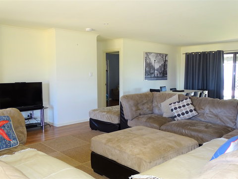 Baydream - Accommodation Directory 2