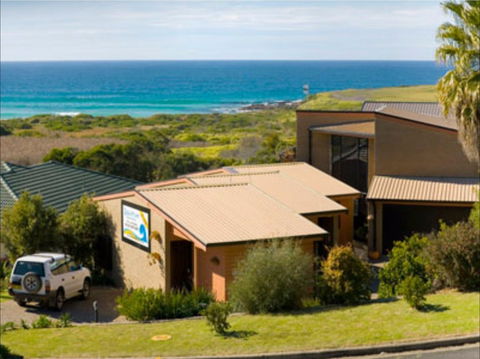 Beachfront Apartments Narooma - Accommodation Directory 0