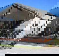 Bowlo Holiday Cabins - Accommodation Directory