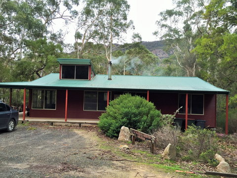 Cathedral Heights - Accommodation Directory 1