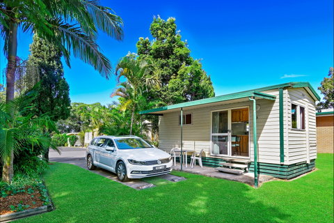 Diamond Waters Caravan Park - Accommodation Directory 2