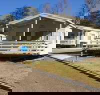 Harden Caravan Park - Accommodation Directory