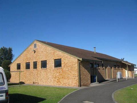Lake Windemere Caravan Park - Accommodation Directory 2