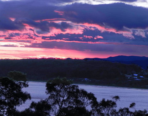 Longbeach Clifftop Retreat - Accommodation Directory 0