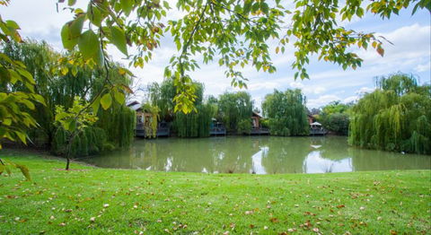 Perricoota Vines Retreat - Accommodation Directory 0