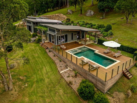 Ravensdale Retreat - Yarramalong Valley - Accommodation Directory 0