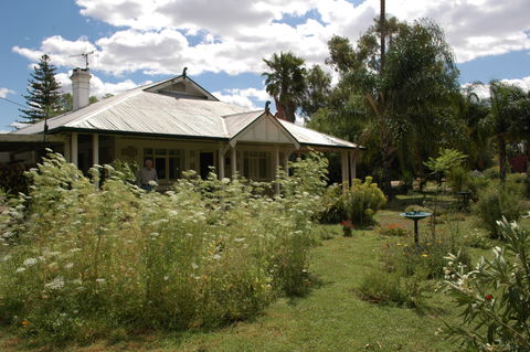Renmark Holiday Home Willows & Waterbirds - Accommodation Directory 1