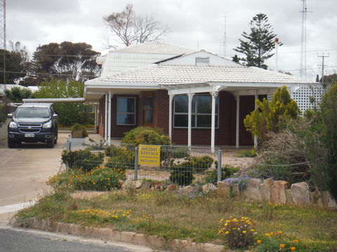 Shore Times - Accommodation Directory 1