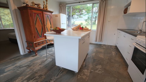 Sisters Beach House - Accommodation Directory 1