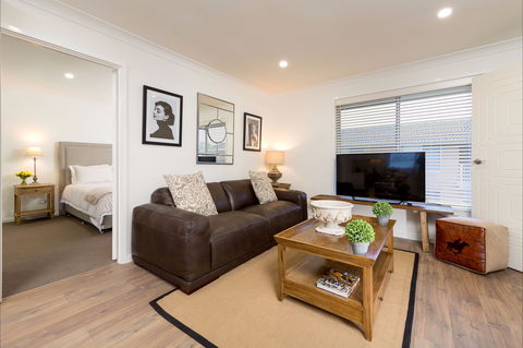Sleeping In Style - Accommodation Directory 0