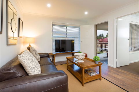 Sleeping In Style - Accommodation Directory 2