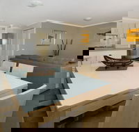 South Pacific Apartments - Accommodation Directory