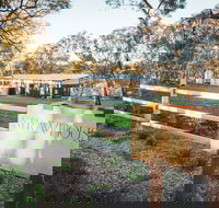 Strawhouse - Accommodation Directory