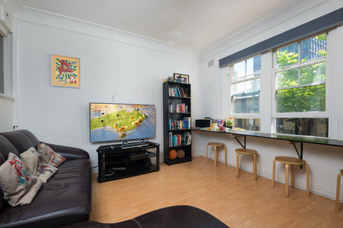 Sydney Star Backpackers - Accommodation Directory 1