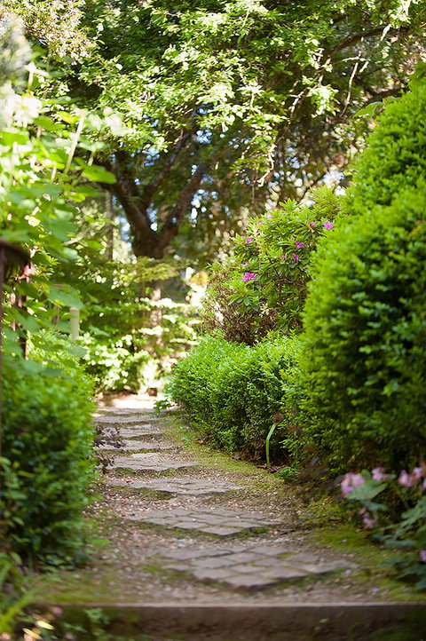 Woolrich Retreat - Accommodation Directory 1