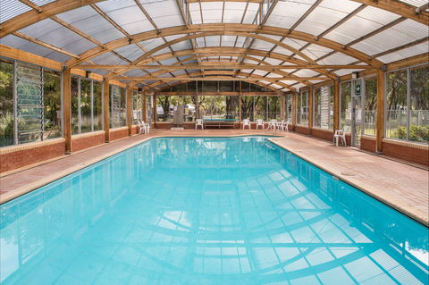 Amblin Holiday Park - Accommodation Directory 2