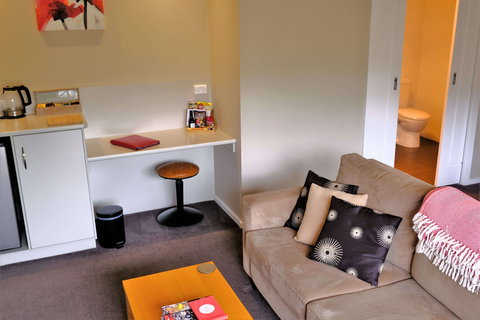 A MUSt @ Coonawarra - Accommodation Directory 1