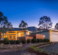 Blue  Cliff Retreat - Accommodation Directory